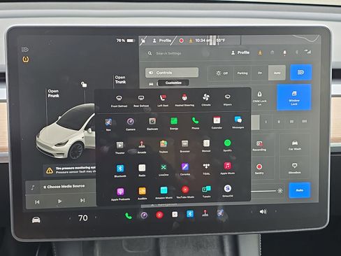 Used 2021 Tesla Model Y Long Range image 26