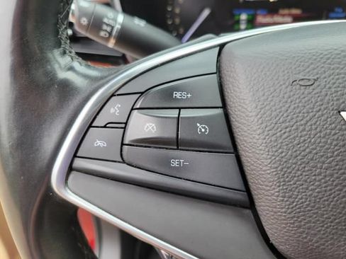 Used 2017 Cadillac XT5 Luxury w/ Driver Awareness Package AWD/4WD image 24