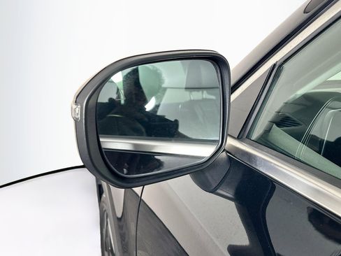 Used 2025 Kia Telluride S FWD image 16