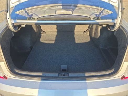 Used 2016 Volkswagen Passat 1.8T R-Line w/ R-Line Lighting Package image 44