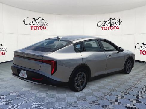 Used 2025 Kia K4 FWD image 2