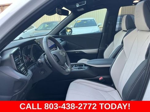 Used 2025 Lexus TX 350 AWD w/ Technology Package image 7