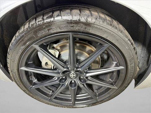 Used 2025 Toyota GR86 Premium RWD image 16