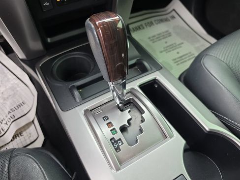 Used 2021 Toyota 4Runner Limited AWD/4WD image 35