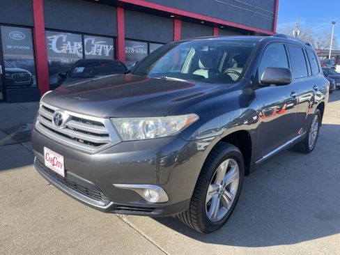 Used 2012 Toyota Highlander Limited w/ Tow Pkg AWD/4WD image 1