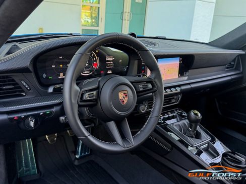 Used 2025 Porsche 911 GT3 RWD image 11