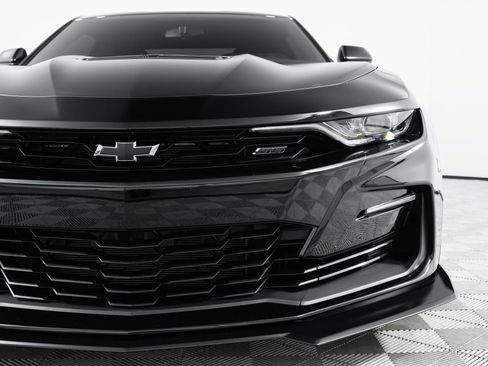 Used 2022 Chevrolet Camaro SS RWD image 35