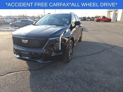 Used 2024 Cadillac XT4 Sport image 6