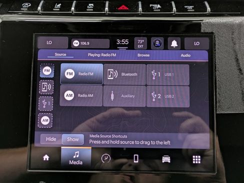 Used 2023 Jeep Grand Cherokee Laredo AWD/4WD image 10
