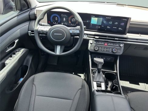 New 2026 Hyundai Tucson SE FWD image 16