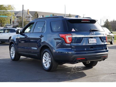 Used 2016 Ford Explorer FWD image 5
