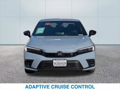 Used 2023 Honda Civic Sport image 3