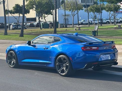 Used 2016 Chevrolet Camaro SS RWD image 3