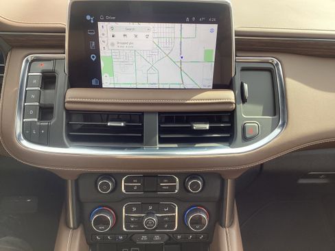 Used 2024 Chevrolet Tahoe High Country w/ Advanced Technology Package image 22