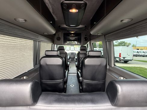 Used 2016 Freightliner Sprinter 2500 AWD/4WD image 8