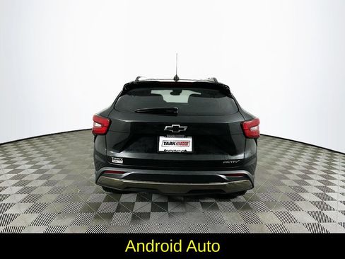Used 2024 Chevrolet Trax ACTIV w/ Driver Confidence Package image 9