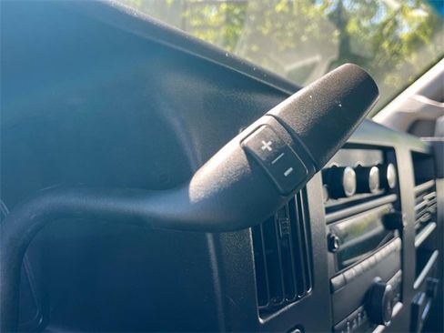 Used 2022 GMC Savana 2500 w/ Driver Convenience Package image 17