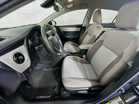 Used 2019 Toyota Corolla LE FWD image 13