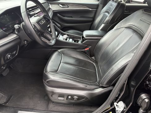 Used 2022 Jeep Grand Cherokee L Overland AWD/4WD image 11