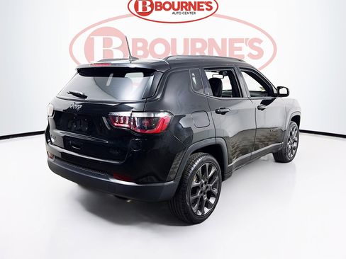 Used 2021 Jeep Compass Latitude AWD/4WD image 9