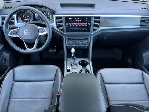 Used 2021 Volkswagen Atlas SE image 13