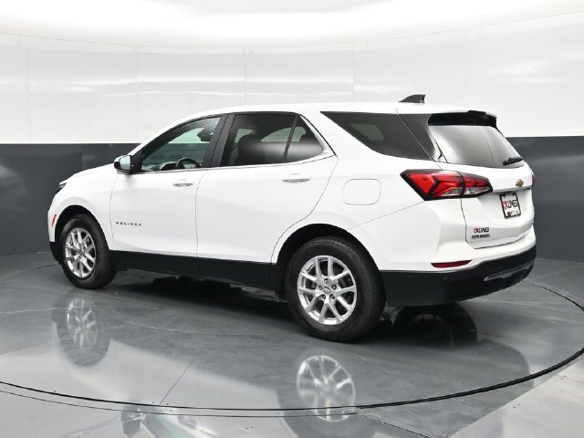 Used 2024 Chevrolet Equinox LT AWD/4WD image 10
