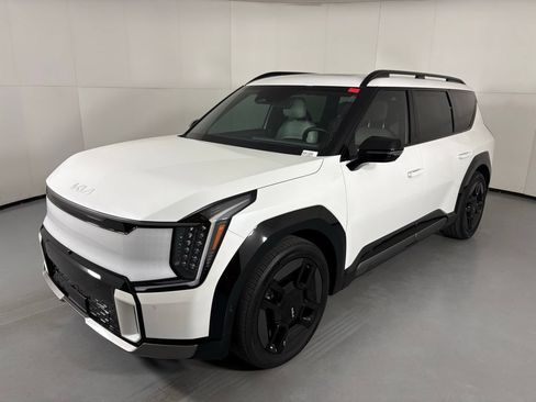 Used 2024 Kia EV9 GT-Line AWD/4WD image 4