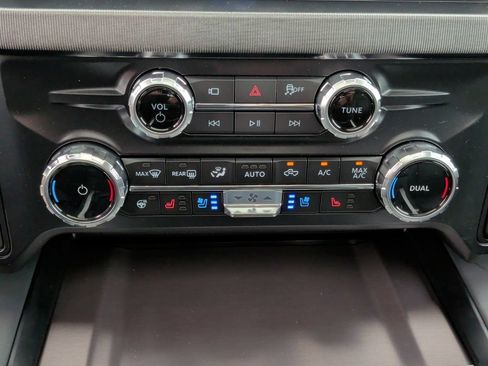 New 2026 Ford F350 Platinum AWD/4WD image 32