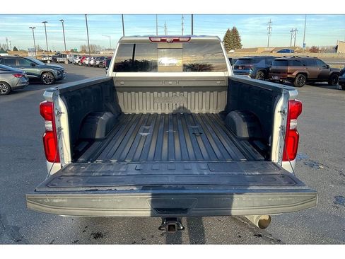 Used 2023 Chevrolet Silverado 3500 High Country w/ Z71 Off-Road Package image 11