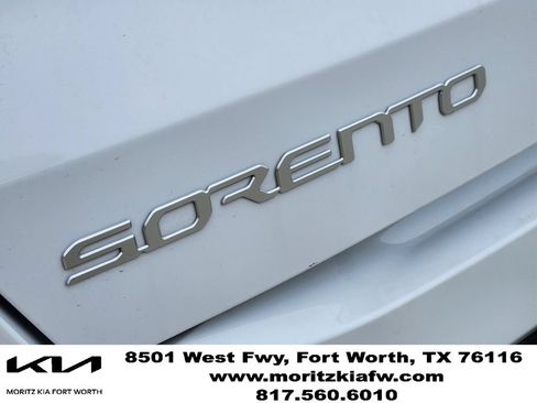 Used 2025 Kia Sorento S AWD/4WD image 8