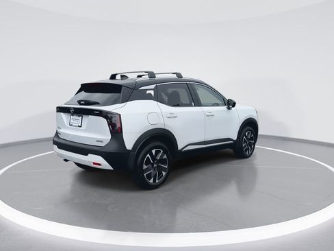 New 2026 Nissan Kicks SV w/ Cold Weather Package AWD/4WD image 8