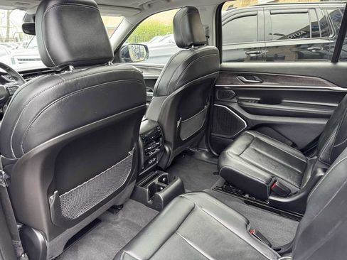 Used 2021 Jeep Grand Cherokee L Limited image 42