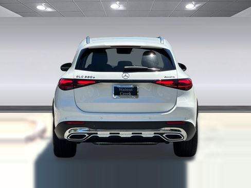 Certified 2025 Mercedes-Benz GLC 350e 4MATIC image 9