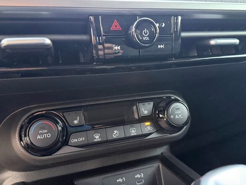 New 2026 Nissan Kicks SV image 14