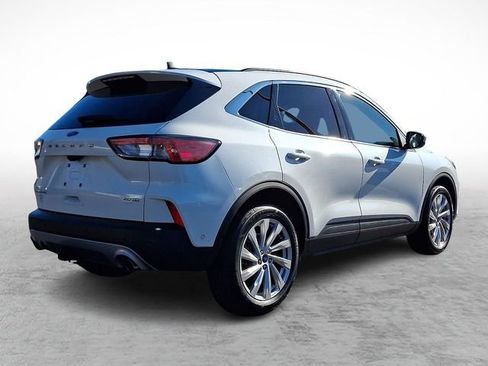 Certified 2022 Ford Escape Titanium w/ Titanium Elite Package image 6