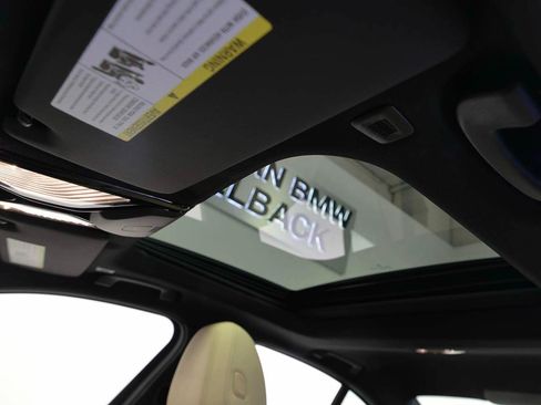 Used 2026 BMW 330i Sedan RWD image 7