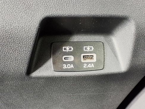 Used 2025 Subaru Crosstrek 2.5i Sport w/ Crosstrek Mirror Package AWD/4WD image 14