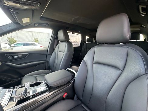 Used 2022 Audi Q7 3.0T Prestige image 11