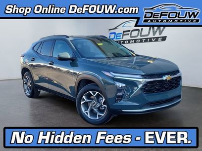 Used 2025 Chevrolet Trax LT w/ Driver Confidence Package