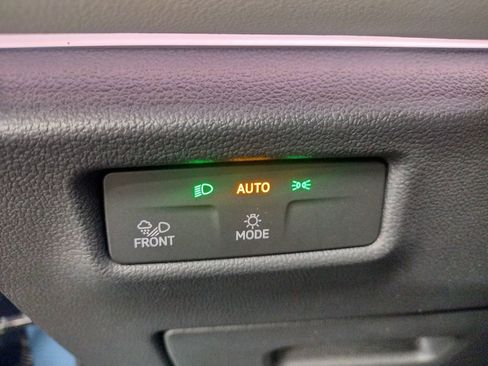 New 2026 Volkswagen Tiguan SEL R-Line image 23