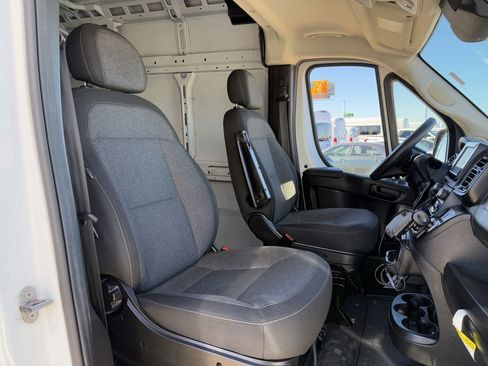 Used 2023 RAM ProMaster 2500 image 26