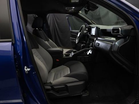 Used 2025 Toyota Tacoma TRD Sport AWD/4WD image 23