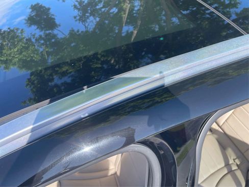 Used 2017 Mercedes-Benz GLC 300 GLC 300 Sport Utility 4D image 9