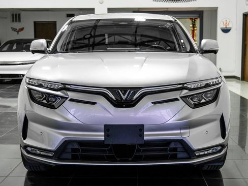 Used 2023 VinFast VF 8 Eco AWD/4WD image 5