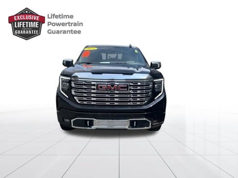 Used 2023 GMC Sierra 1500 Denali w/ Technology Package AWD/4WD image 8