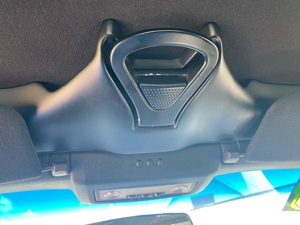 Used 2004 Ford Thunderbird RWD image 33