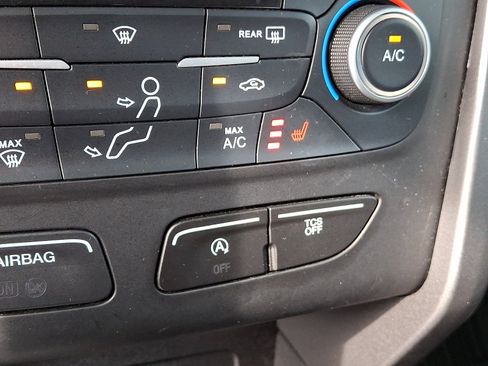 Used 2018 Ford Escape SEL AWD/4WD image 25