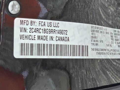 Used 2024 Chrysler Pacifica Touring-L FWD image 22