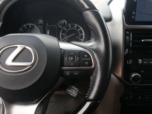 Used 2022 Lexus GX 460 Premium image 17