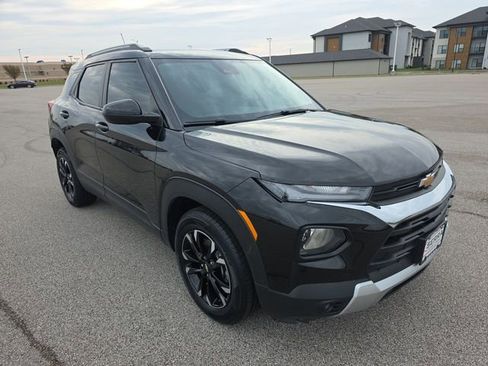 Used 2023 Chevrolet TrailBlazer LT FWD image 15